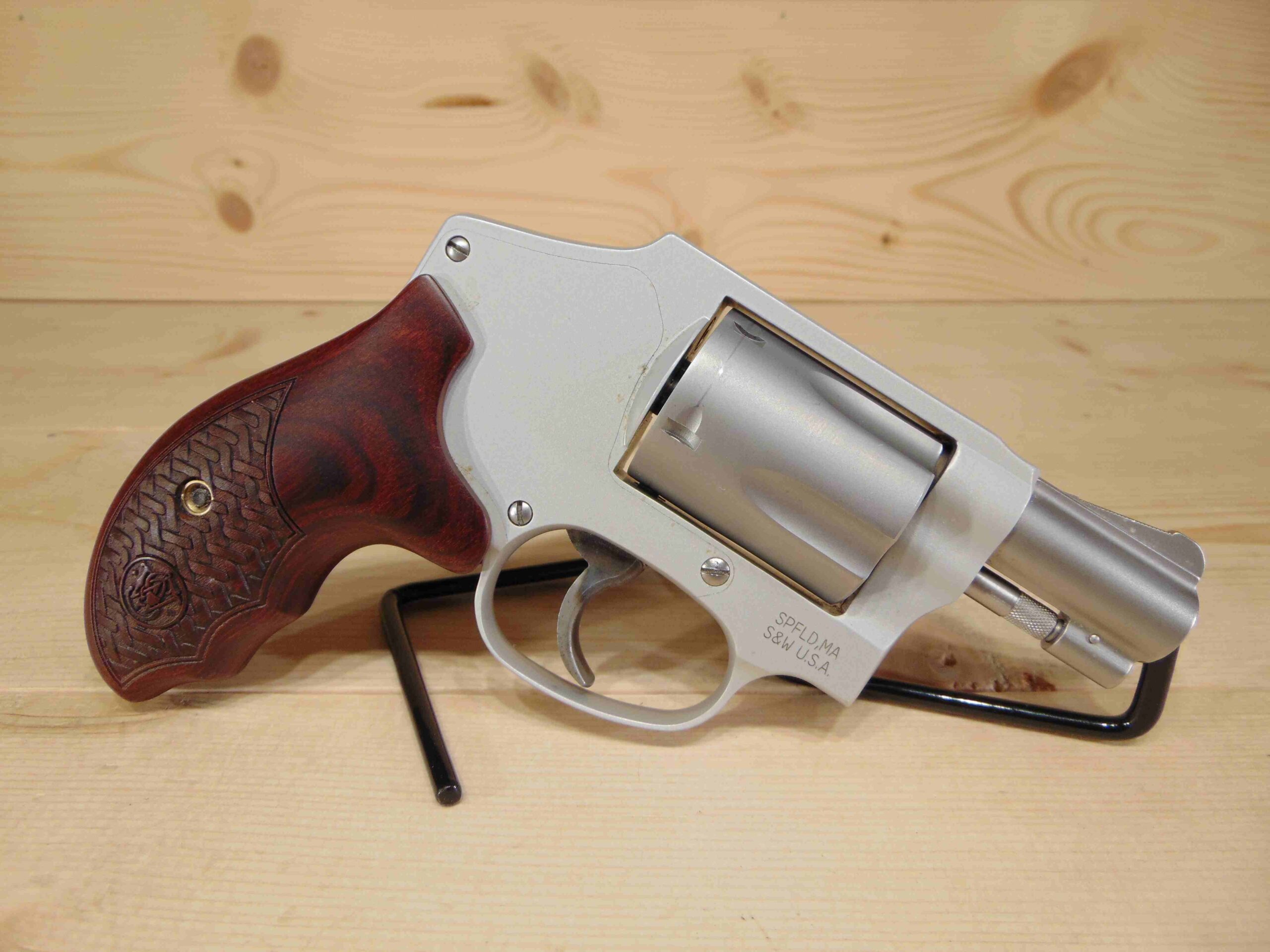 Adelbridge Guns - 9rk86vf