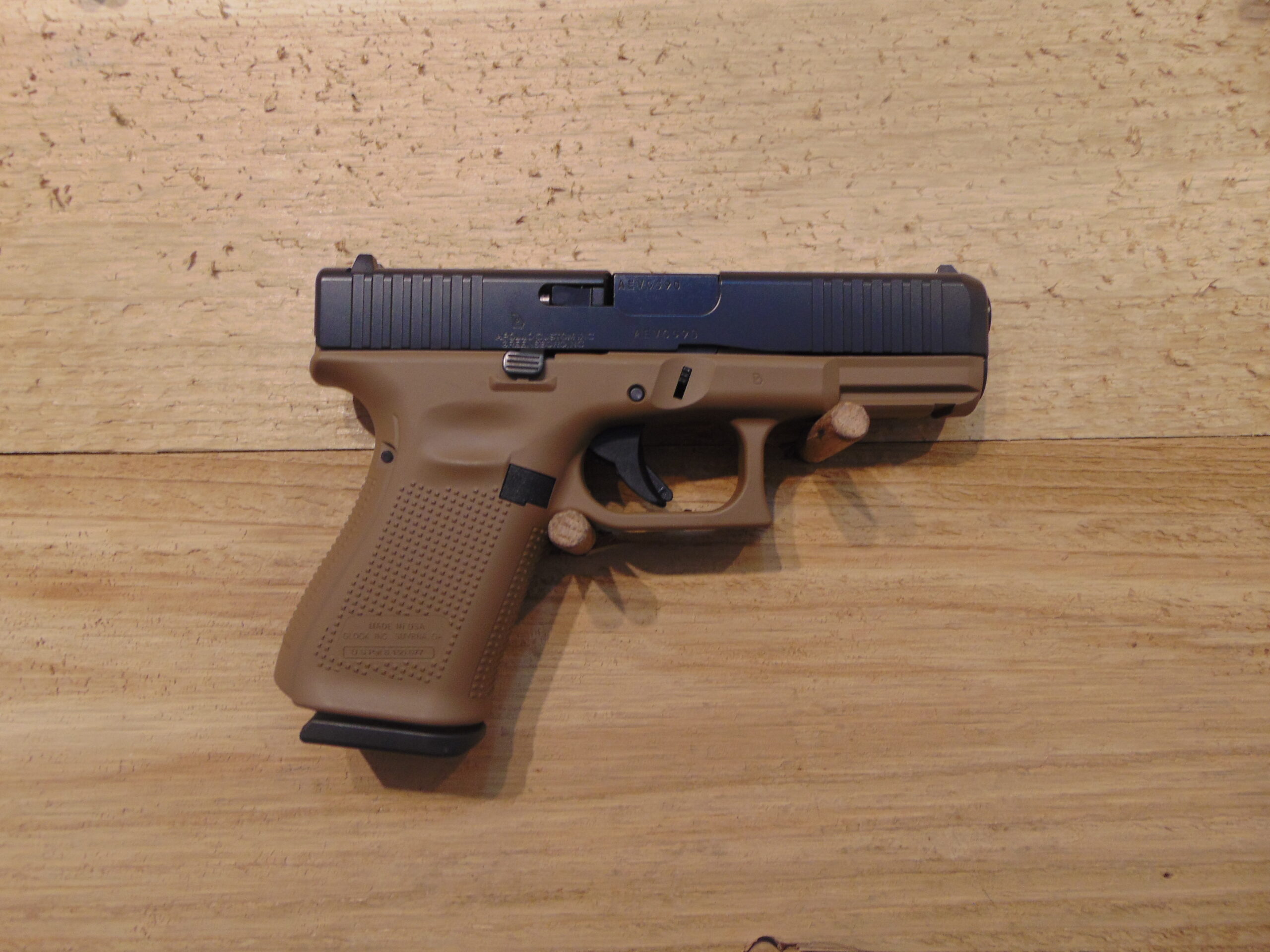Glock 19 Gen 5 FXD (DDE/Black) 9mm San Antonio's Premier New &...