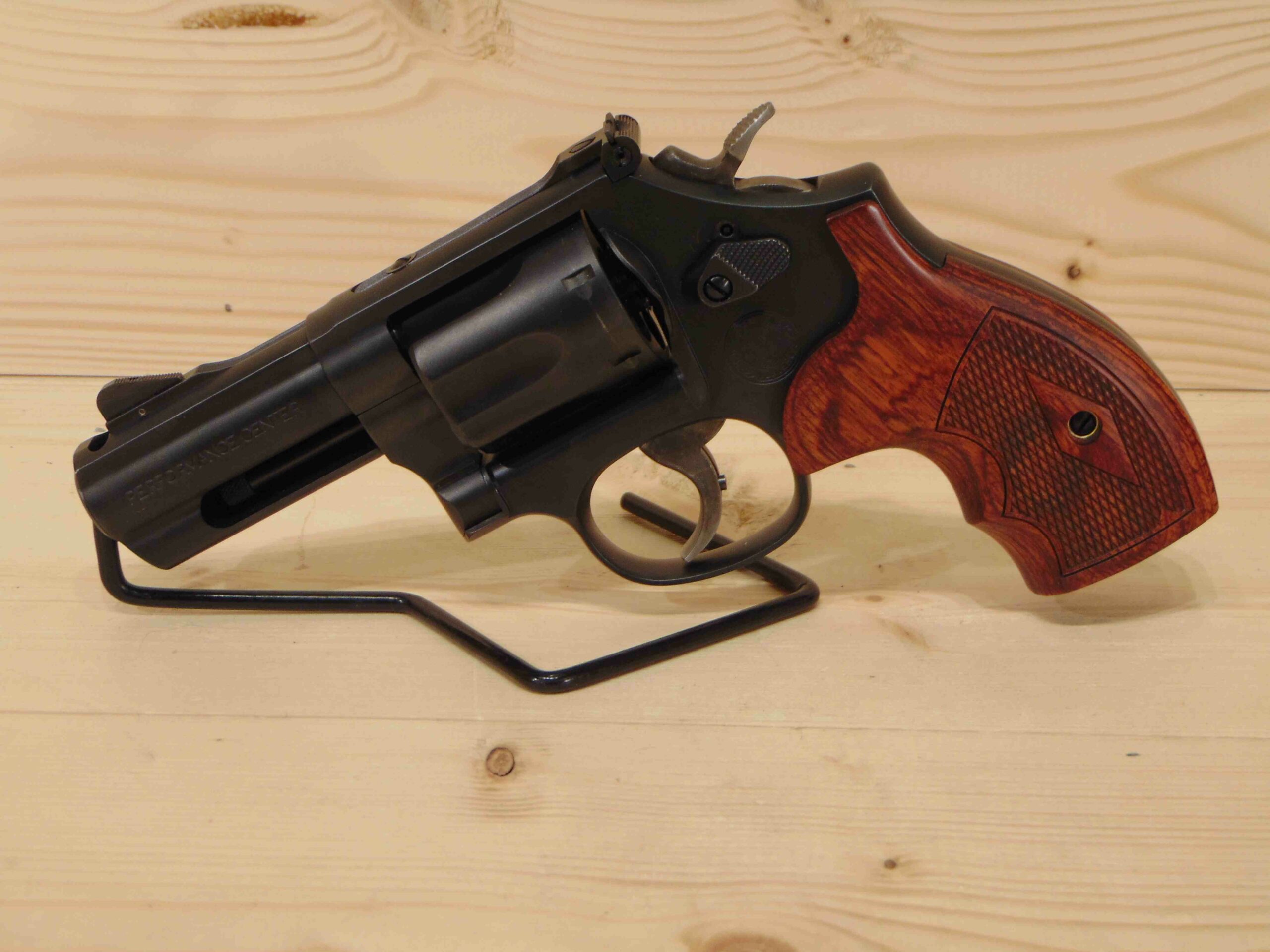 Adelbridge Guns