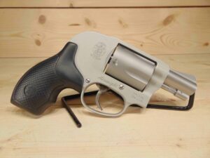 Smith & Wesson 638-3 .38