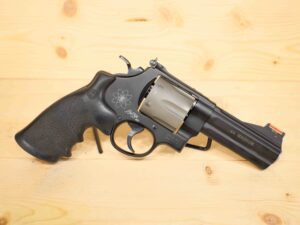 Smith & Wesson 329PD AirLite .44