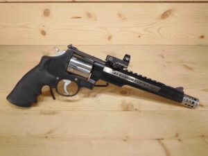 Smith & Wesson 629-7 .44