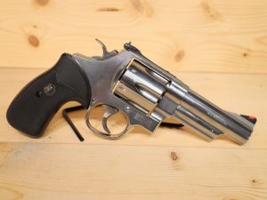 Smith & Wesson 629-5 .44