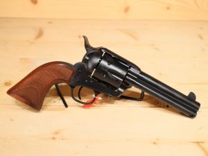 Uberti Cattleman Chisholm 45