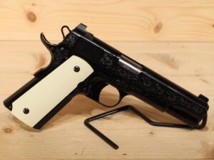 DAN WESSON HEIRLOOM 38 SUPER