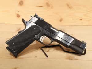 LES BAER Custom 10MM [CLEARANCE]