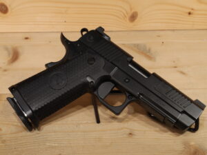 NIGHTHAWK CUSTOM Delegate Commander Double 9MM