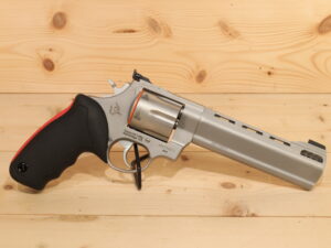 TAURUS Raging Bull 44MAG