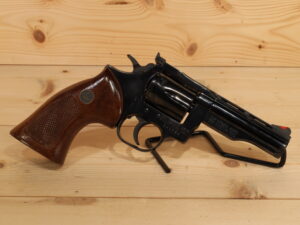 DAN WESSON 15 357MAG