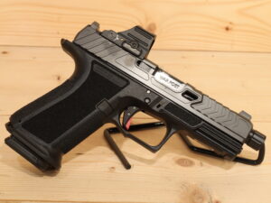 SHADOW SYSTEMS MR920 War Poet w/ Holosun 9x19mm