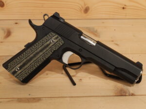 DAN WESSON Valor 45ACP [CLEARANCE]
