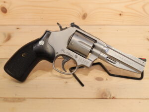 Smith & Wesson 686-6 357 MAG [CLEARANCE]
