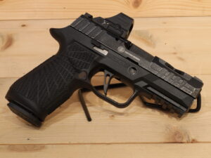 SIG SAUER P320 9X19 [CLEARANCE]