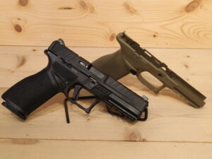 SPRINGFIELD ARMORY Echelon w/ FDE Grip Mod 9x19mm