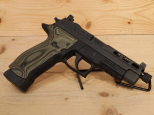 SIG SAUER P226 9x19mm [CLEARANCE]