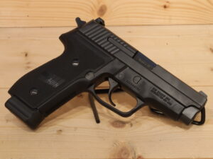 SIG SAUER M11-A1 9x19mm [CLEARANCE]