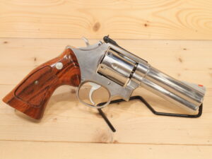 Smith & Wesson - S&W 686 357MAG [CLEARANCE]