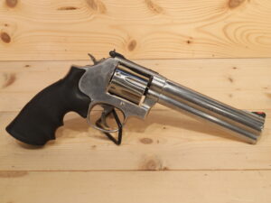 Smith & Wesson - S&W 686-6 357MAG [CLEARANCE]