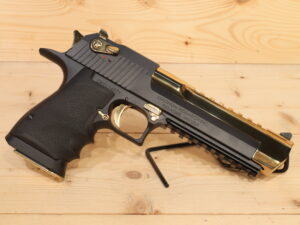 MAGNUM RESEARCH Desert Eagle Mark XIX 44MAG