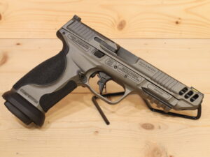 Smith & Wesson - S&W M&P9 Competitor RLIST 9x19mm [CLEARANCE]