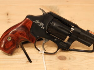 Smith & Wesson - S&W 351PD .22 Mag