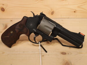 Smith & Wesson - S&W 329PD 44MAG
