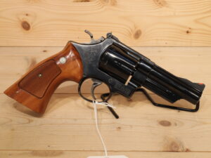 Smith & Wesson - S&W 29-2 44 MAGNUM