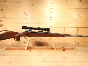 WINCHESTER Model 70 300 Weatherby