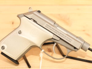 BERETTA 3032 Tomcat Covert 32ACP