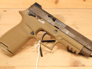SIG SAUER m17 9x19mm [CLEARANCE]