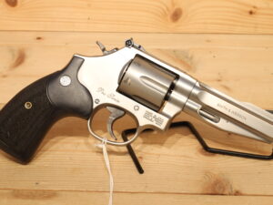 SMITH + WESSON - S+W 686-6 SSR .357 MAG [CLEARANCE]