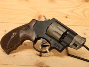 Smith & Wesson 327 357MAG