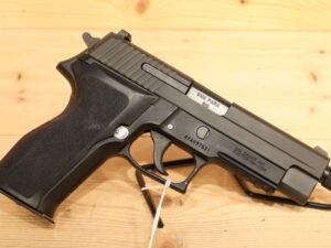 SIG SAUER P226 9x19mm [CLEARANCE]