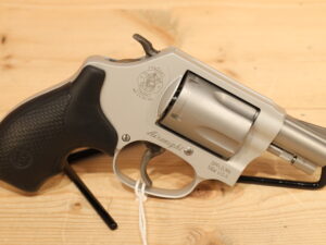 Smith & Wesson - S&W 637-2 Airweight 38SPL