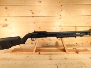 Mossberg & Sons M590A1 12GA