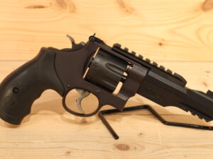 Smith & Wesson - S&W 327 357MAG
