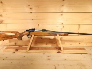 BROWNING A-Bolt .243 WIN