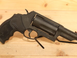 TAURUS THE JUDGE 45LC