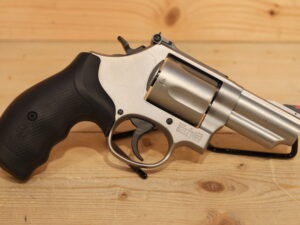 Smith & Wesson - S&W 69 .44Mag