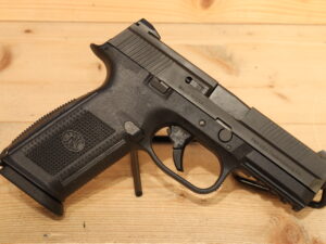 FNH USA FNS-9 9x19mm