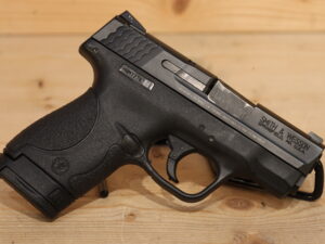 Smith & Wesson - S&W M&P 9 Shield 9x19mm