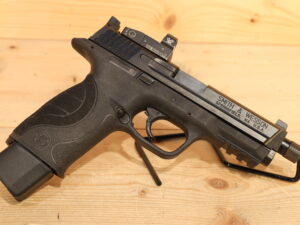 Smith & Wesson - S&W M&P 9 Pro Series Core 9x19mm