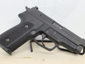 SIG SAUER M11-A1 9x19mm