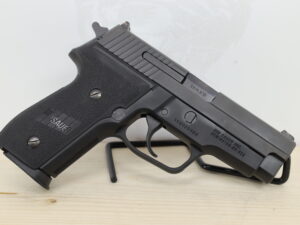 SIG SAUER M11-A1 9x19mm
