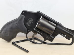 Smith & Wesson - S&W AIRWEIGHT 38SPL +P