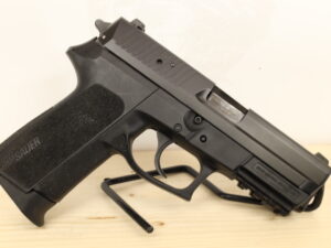 SIG SAUER SP2022 40S&W