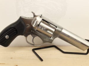 RUGER SP101 32H&R