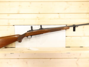 RUGER M77 243 WIN