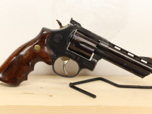 TAURUS 689 357MAG