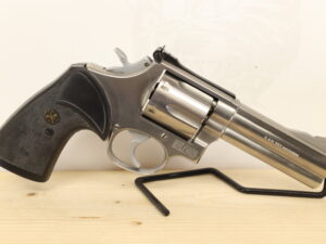 Smith & Wesson - S&W 686 357MAG